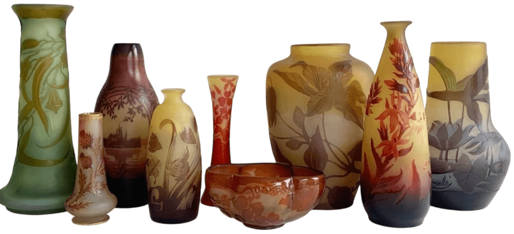 Vases Gallé et Daum en pâte de verre à décor floral